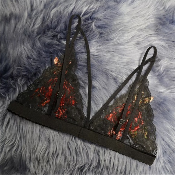 BLK LACE BRALETTE W/EMBROIDERY ROSES! - Picture 5 of 13